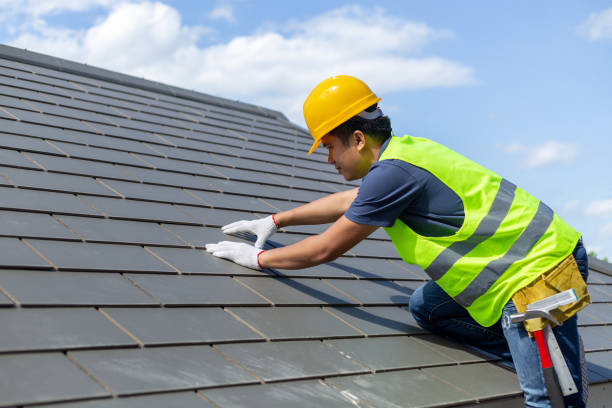 Best Best Roofing Contractors  in Falls City, OR